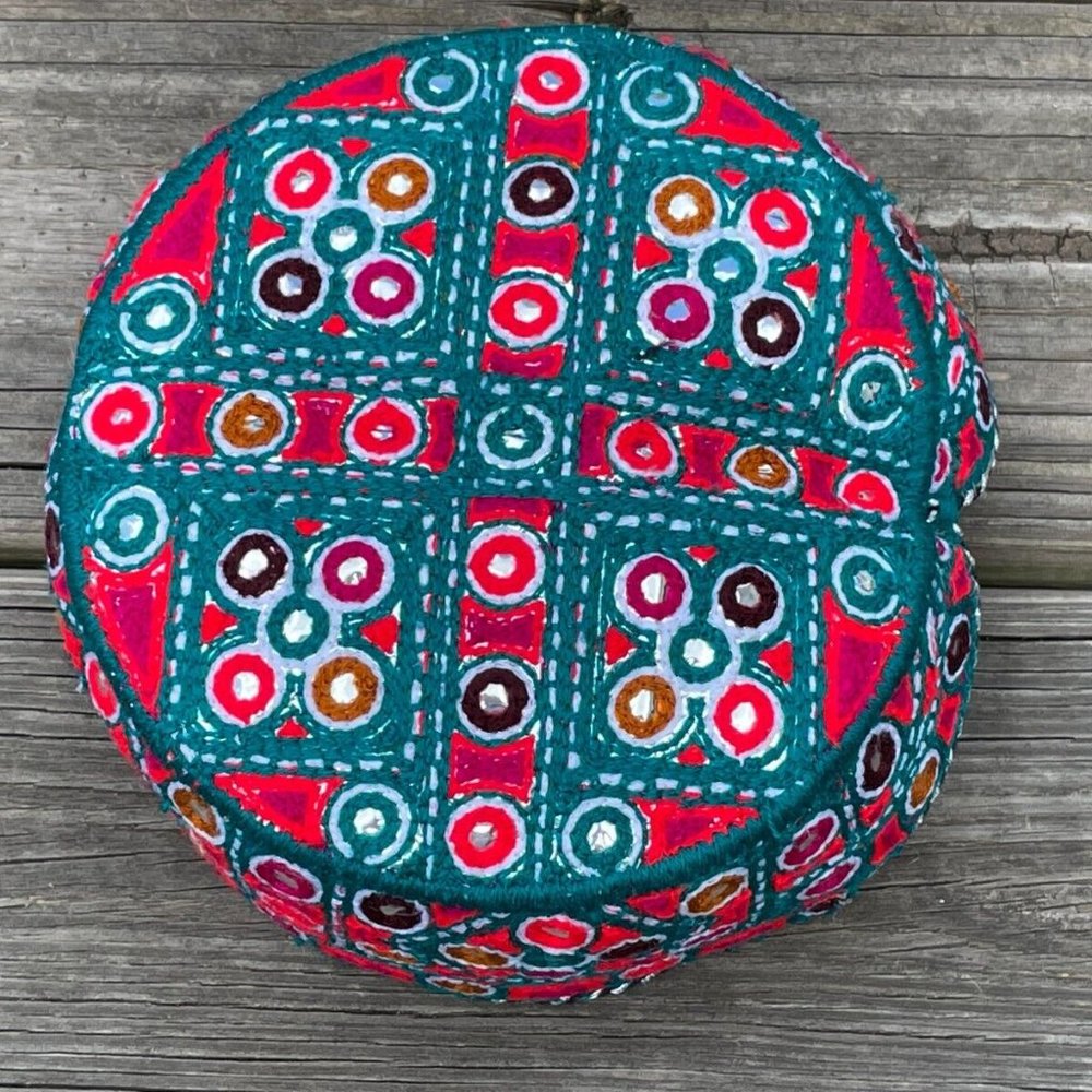 Sindhi Men Hat Handmade Cultural Embroidery Multi Color Traditional Topi Cap Hat - Picture 4 of 10